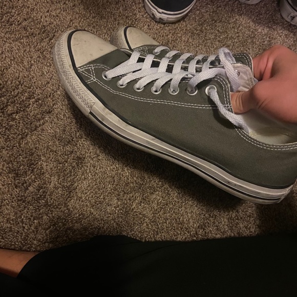 converse - Picture 2 of 2